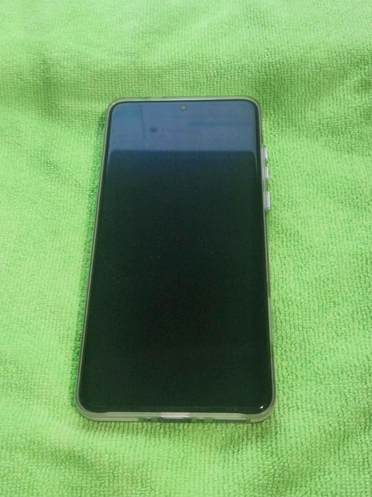 Telefon VIVO X200 Ultra 16gb/512gb alb, ca nou, cutie