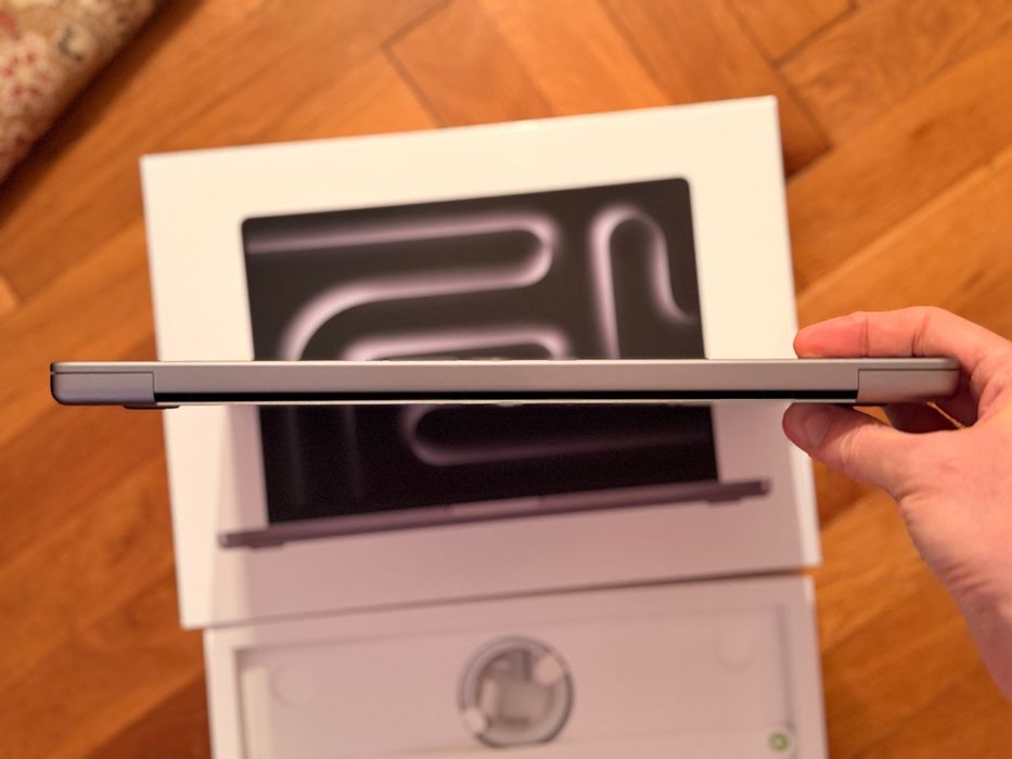 MacBook Pro 14" M3 8-CORE 8 GB RAM 512 GB RAM Space Grey Ноември 2023