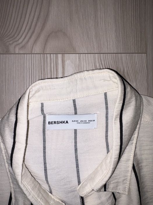 Vand camasa bershka