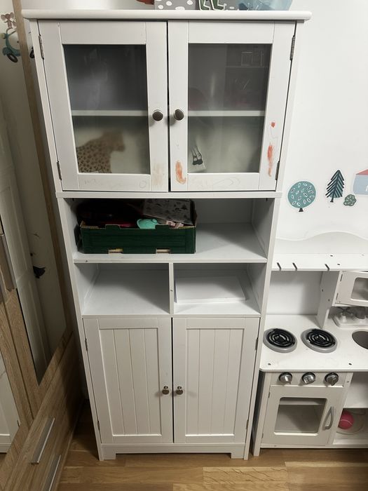 bucatarie si corp dulap copii joaca