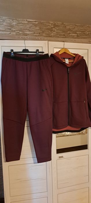 Спортен комплект Nike