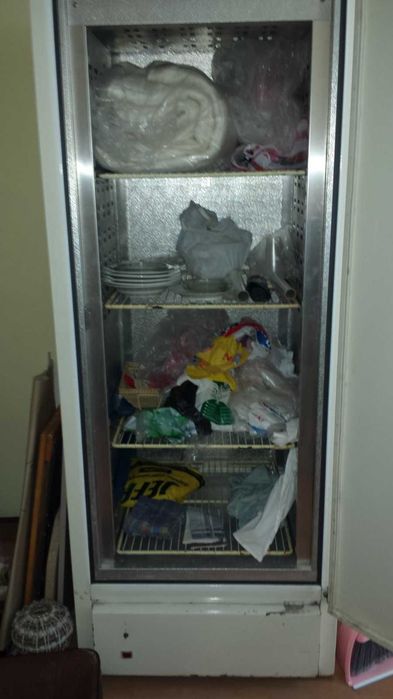 Продавам фризер Bader