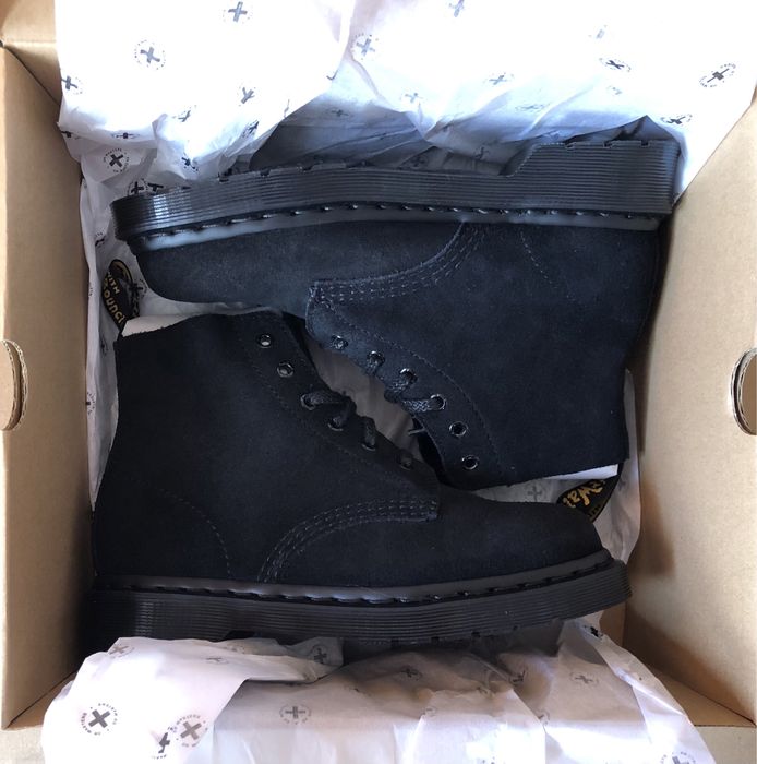 Dr. Martens 101 Mono Suede Boots ОРИГИНАЛ дамски боти/кубинки 37/23,5