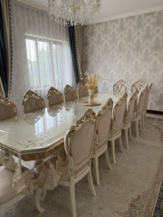 Продам стулья для гостиной