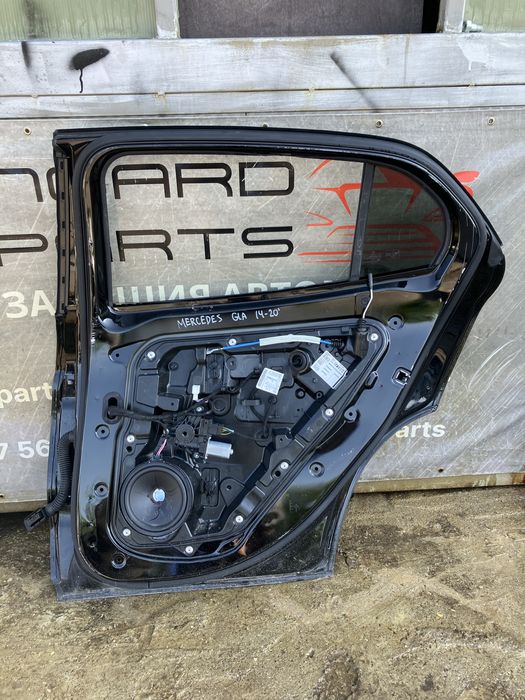 Задна дясна врата за Mercedes-Benz GLA