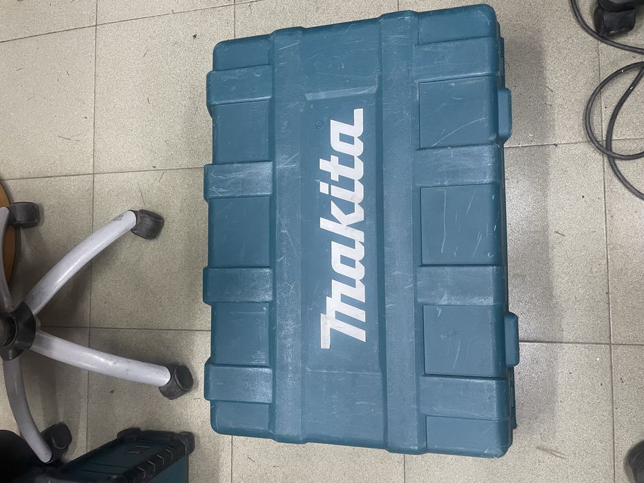 Къртач  на батерий 2х18v/36v MAKITA DHR 400