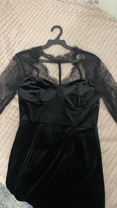 Продаются платья. Новые