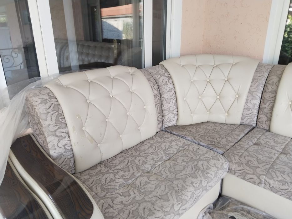 Продам Диван срочно
