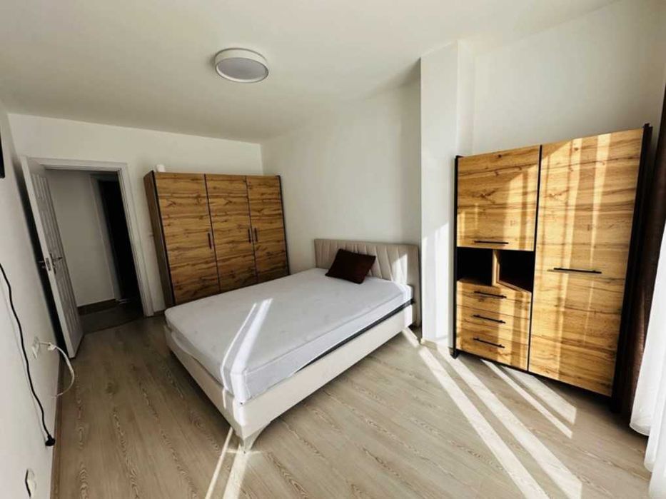 Дава се под наем Тристаен апартамент в София, Красно село - 102 кв.м за 896.58 € - Снимка #3