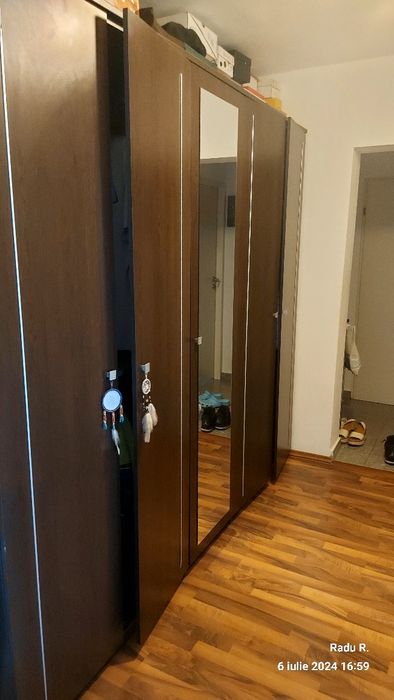 Dulap lemn cu oglinda 5 usi