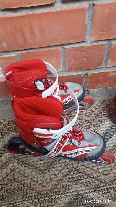 Продам роликовые коньки