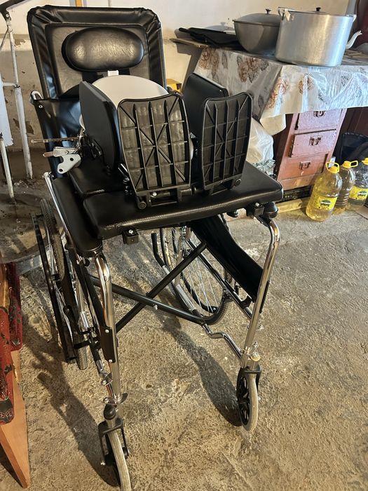 Инвалидная коляска