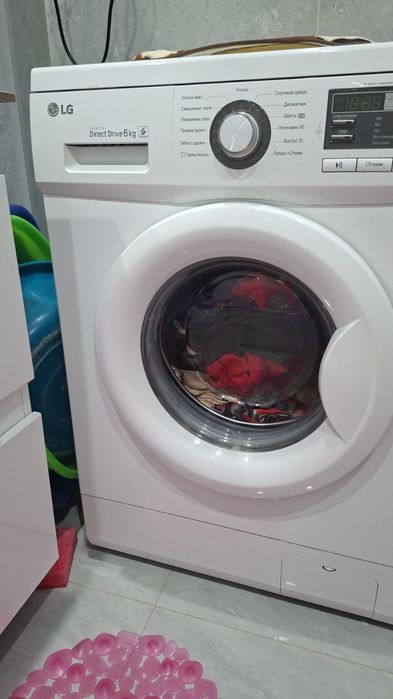 Продаётся стиральная машинка LG.