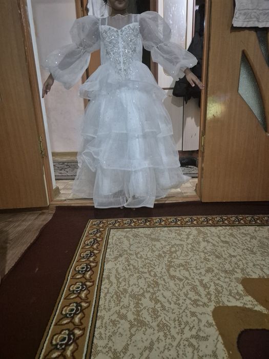 7000тгновый 1ақ рет киілген