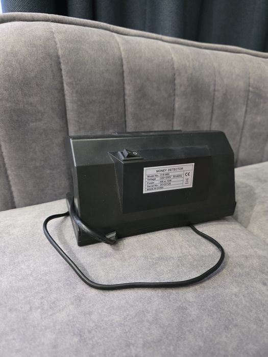 Детектор банкнот