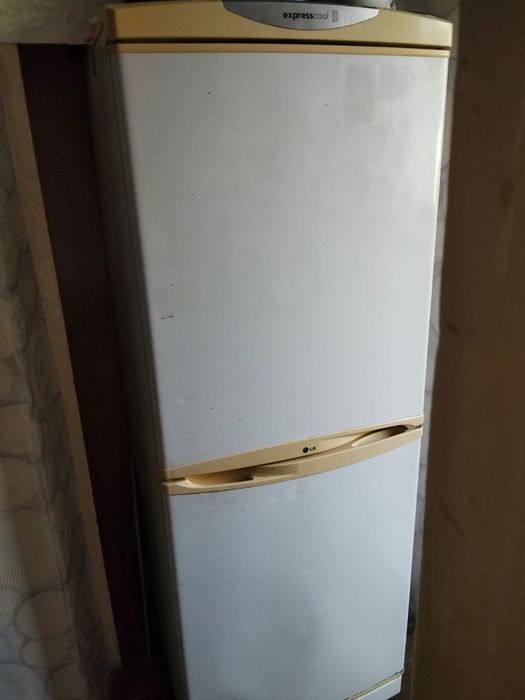 Холодильник LG б/у
