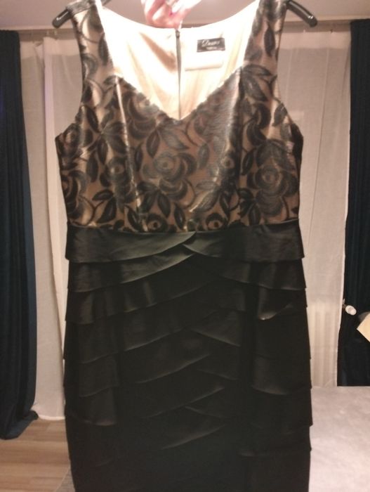 Vând rochie dama Doar in București