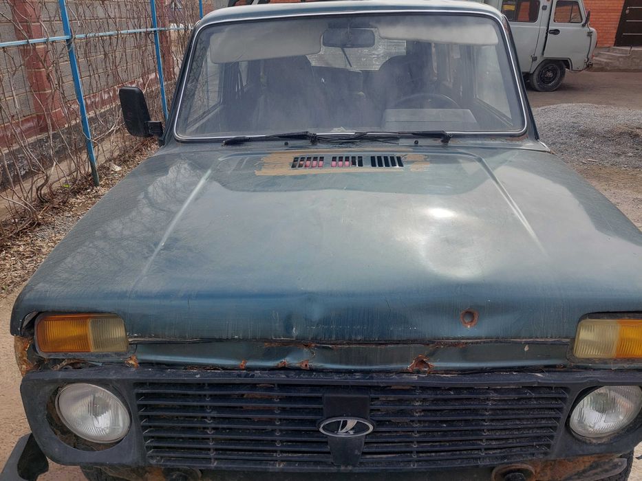 Нива 5 есік  500 000 тенге