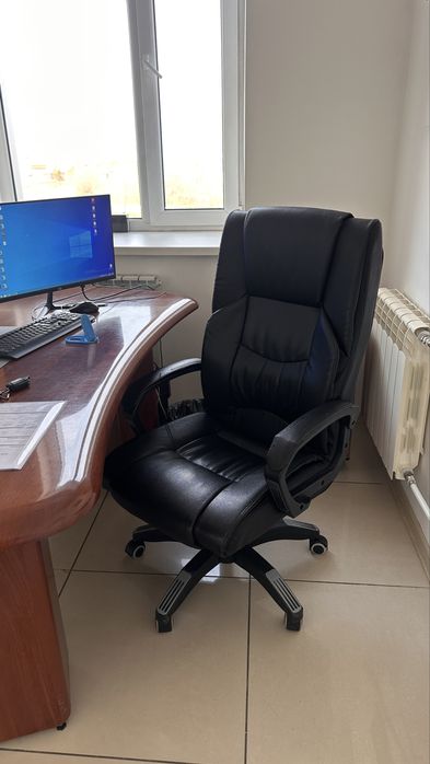 Кресло в идеальном сост