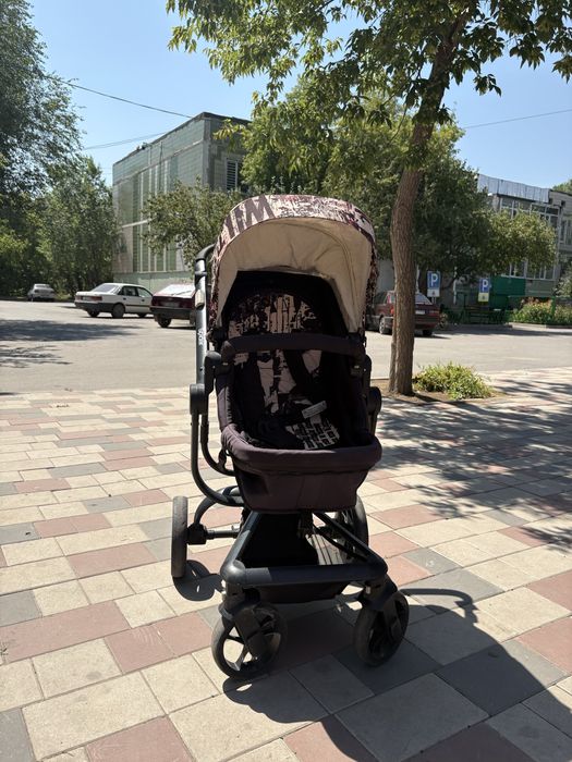 Продам детскую коляску