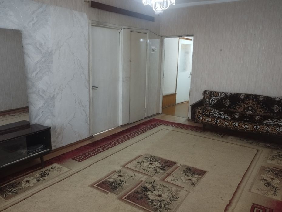 Qizlarga kvartira yashnobod metroni oldida