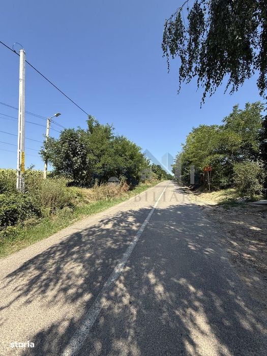Aroneanu TEREN 14400mp intravilan cu utilitati zona construibila