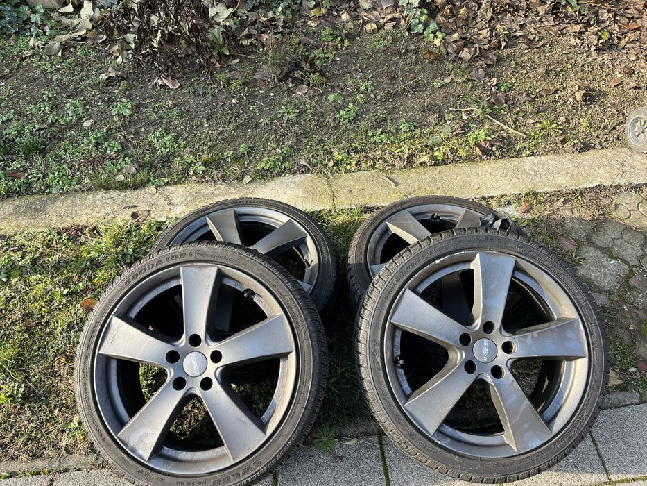 Vand roti iarna pentru gama VAG 225/40R18