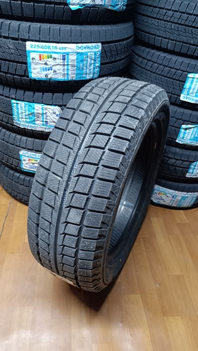 225/55R18  TRAZANO