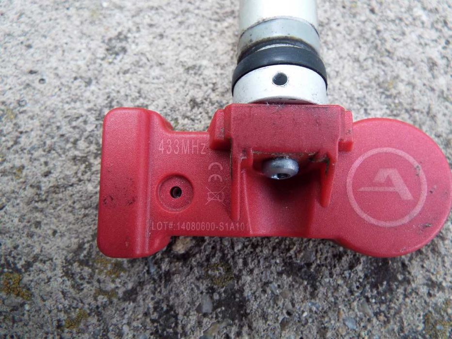 vand 4 senzori presiune roti universali alcar s1a101 TPMS pret 300ron