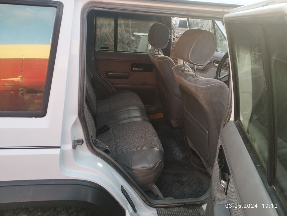 Авто jeep cherokee