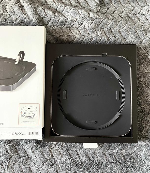 Suport Hub Satechi pentru Mac Mini