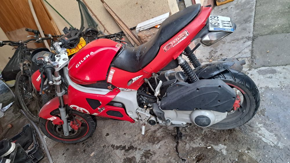 Vând gilera dna 180cc