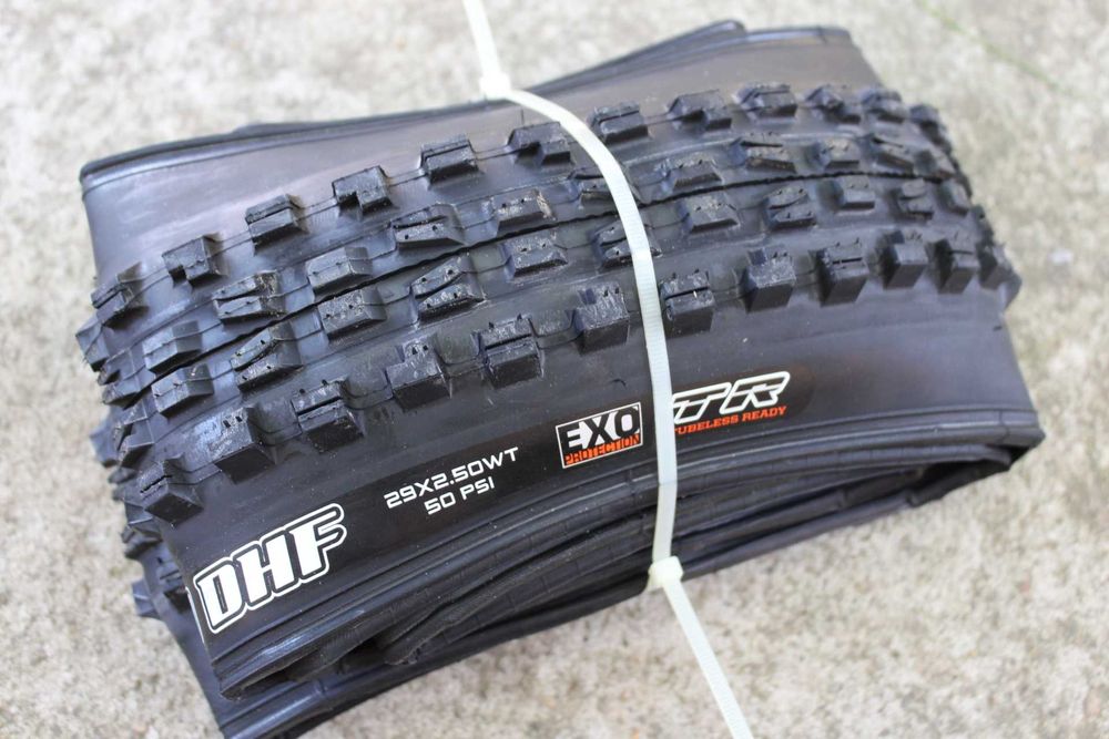 Maxxis Minion DHF 29x2.50" WT EXO TR Dual 60 anvelopa pliabila - fata