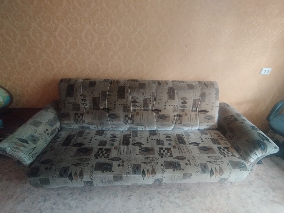 Продам диван б/у