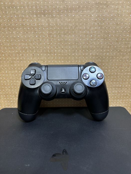 MDM vinde: Consola PlayStation 4 Slim/PS4 Slim, 500GB, Black.