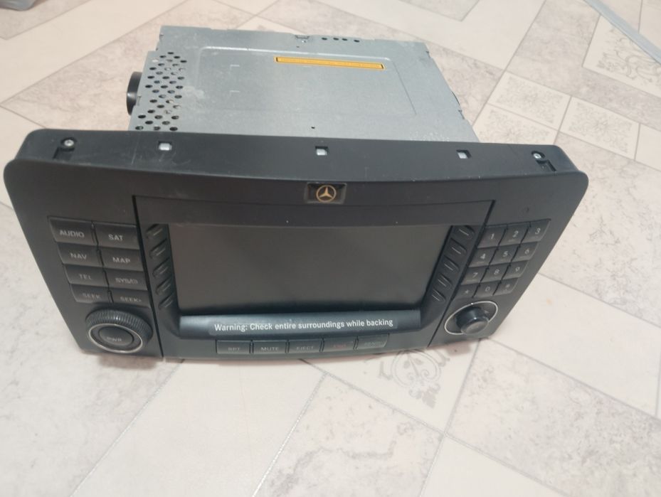 Магнитола от мерс GL 320