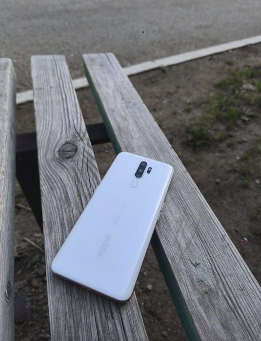 Продам Oppo A5 2020 в отс