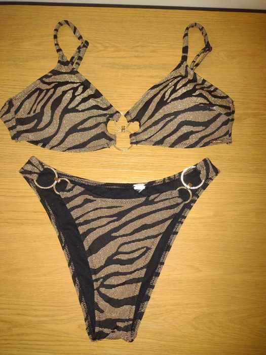 Costum de baie New Yorker