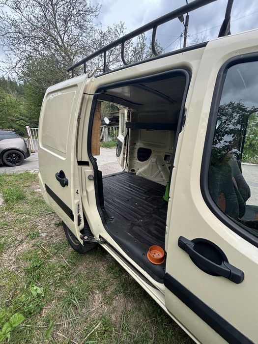 60 лв. Товарен БУС МИКРОБУС ПОД НАЕМ София 60 лв / 24 ч.