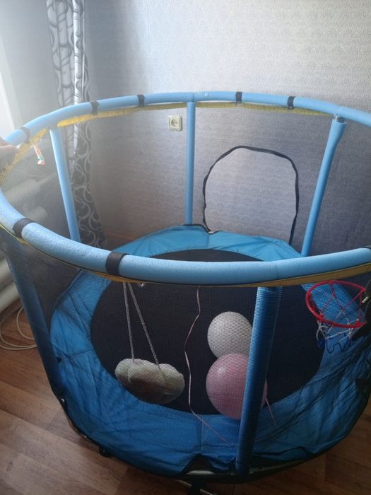 Детский батут, новый