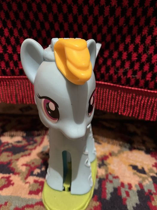 Ponei pentru plastilina playdough