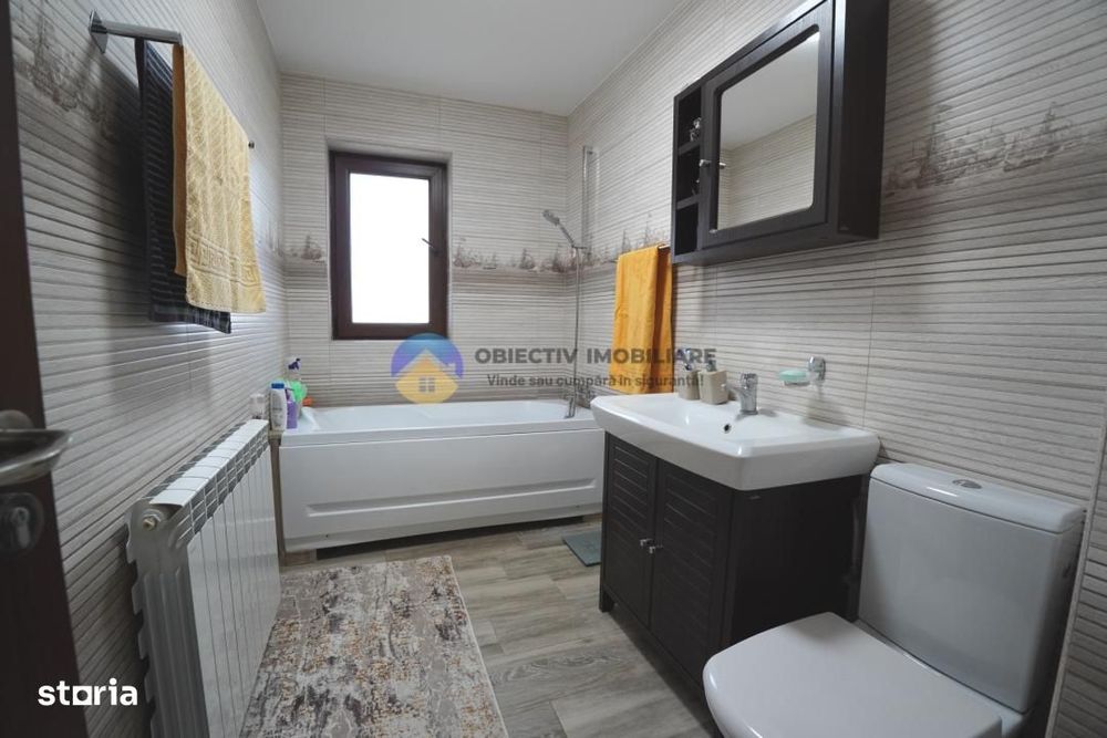 Casa si teren langa lacul Pangarati , mobilata si utilata