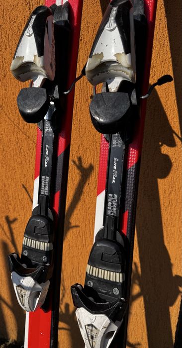 Skiuri HEAD 157