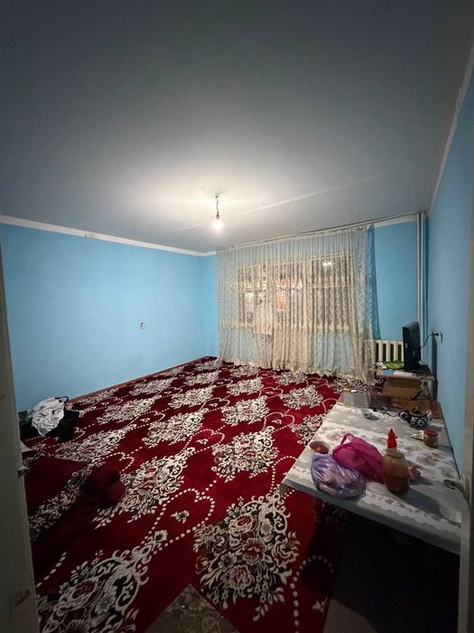 Ижарага уй берилади  изза урикзор атрофи 2 хона  1 этаж  300& ойла