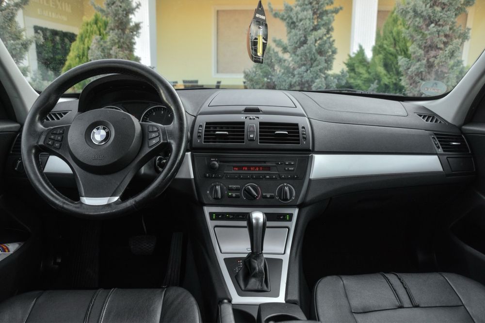 BMW X3 AUTOMAT 4x4 PIELE 8 ROTI km reali unic proprietar