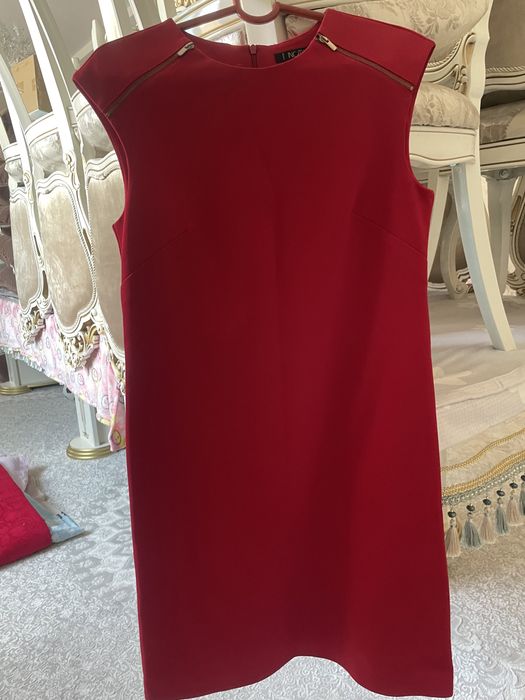 Платья, кофта в хорошем состоянии