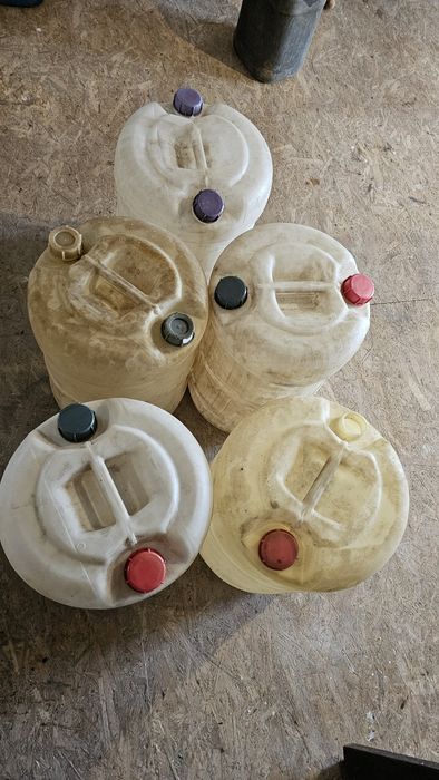 Vand bidon 60l din plastic