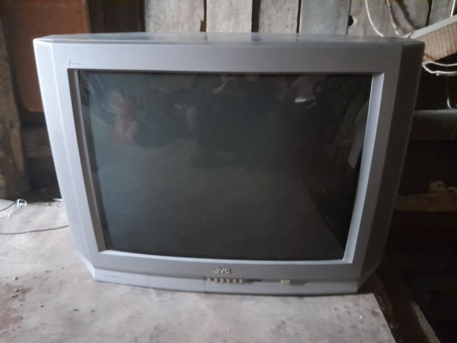 Продам телевизор jvc