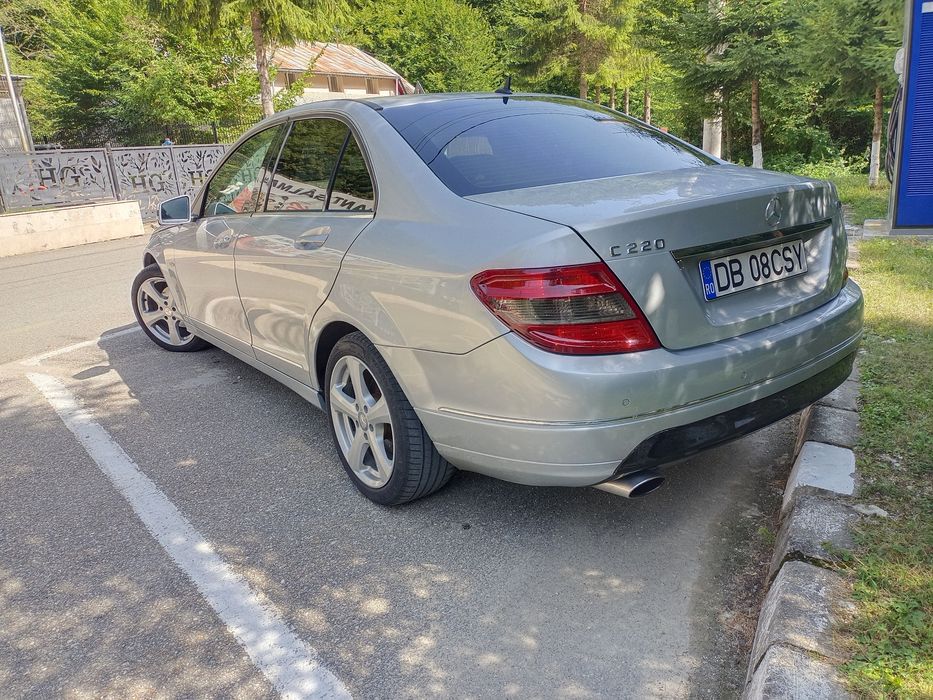 Mercedes-Benz c220
