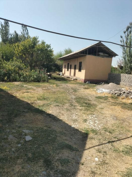 Продается жилой участок с домом цена указана за соток земли